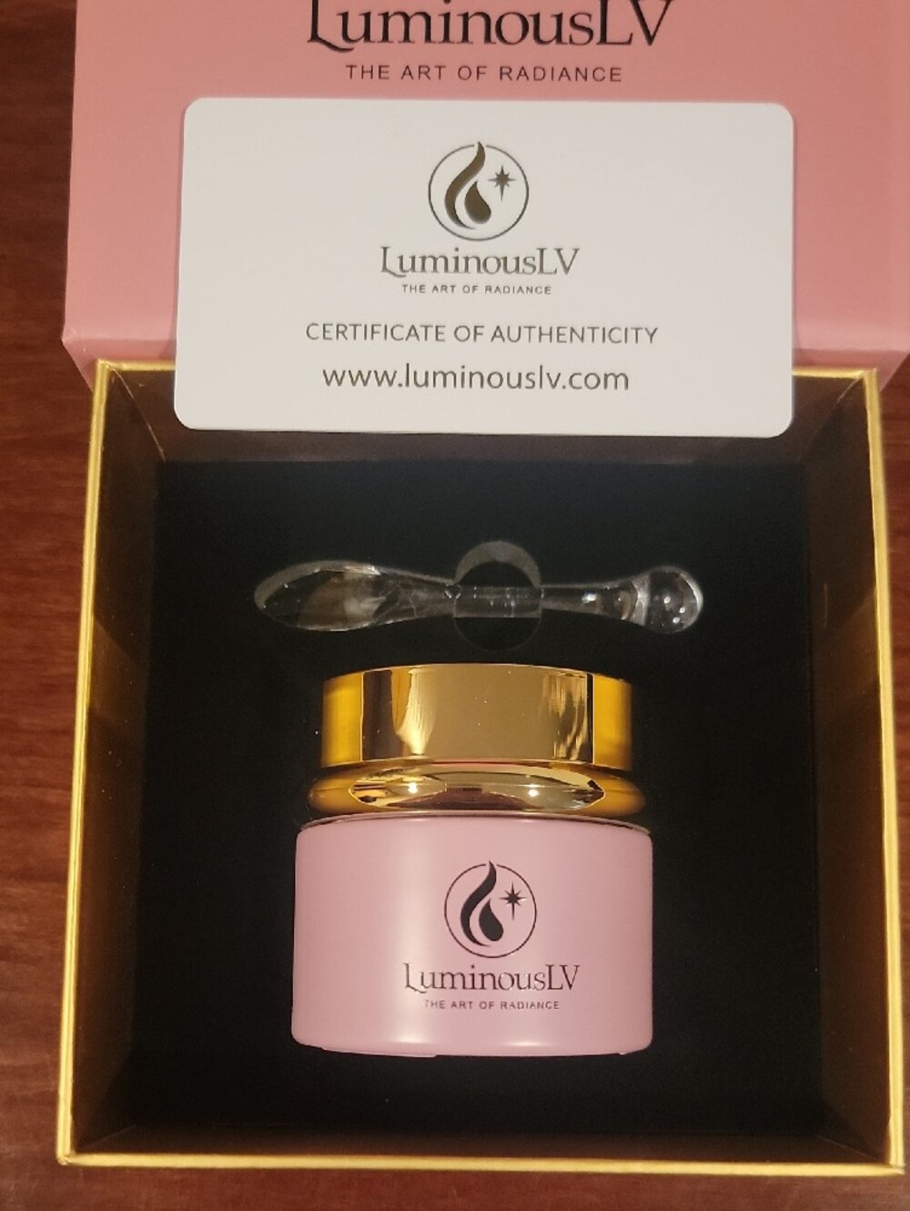 LuminousLV Anti-Aging Radiance Restoring Heating Mask - Pink